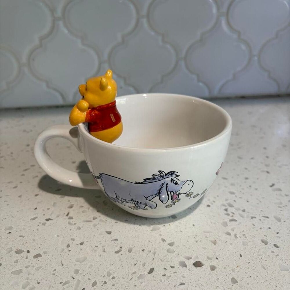 Disney multi Dinnerware